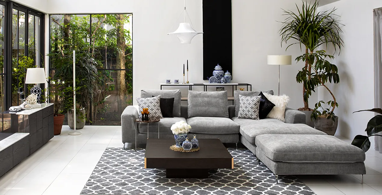 ストレートソファとカウチソファ